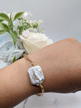 Load image into Gallery viewer, Freshwater Square Pearl Bracelet
